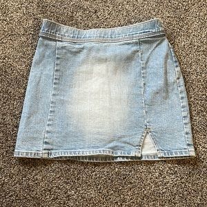 Girls Jean skirt, size 7/8